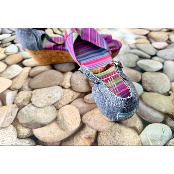 TOMS WEDGE SANDALS-9.5 - Picture 3 of 10
